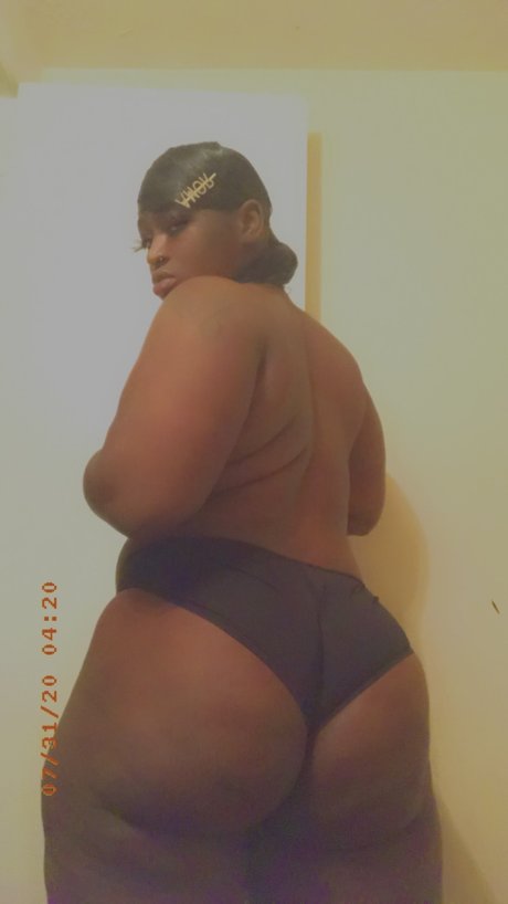 Foto desnuda filtrada de OnlyFans de Big Booty Judy