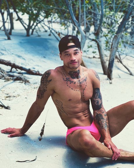 Foto desnuda filtrada de OnlyFans de Sonny Thee Unicorn