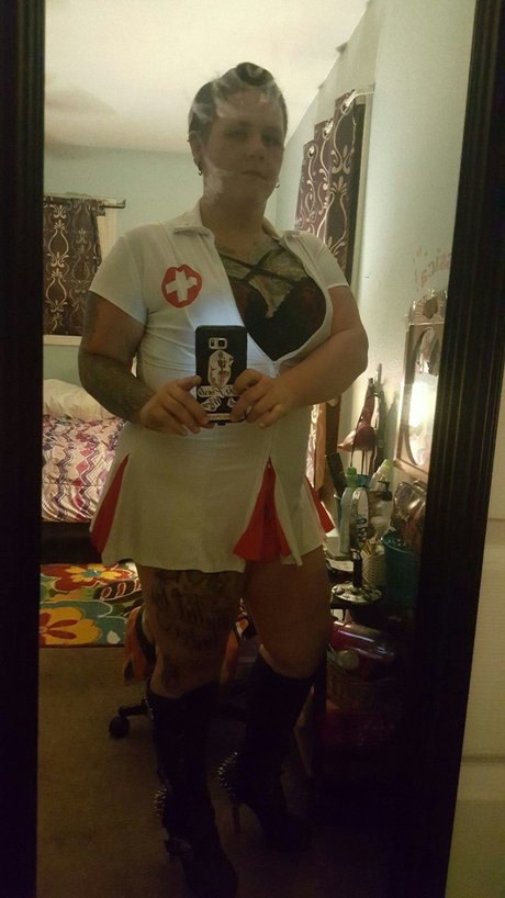 Foto desnuda filtrada de OnlyFans de Thickinkedchick