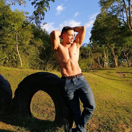 Foto desnuda filtrada de OnlyFans de Rayan Blake
