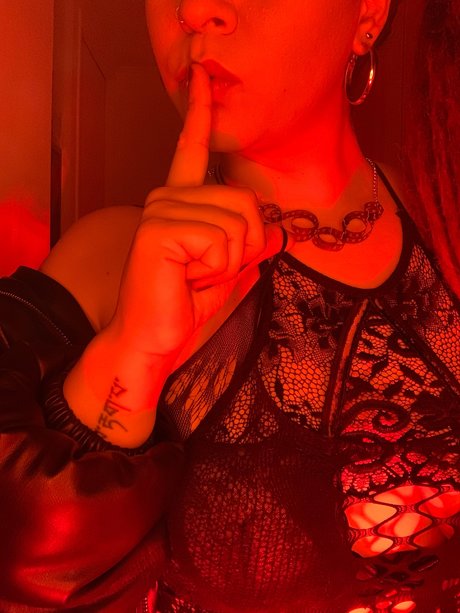 Foto desnuda filtrada de OnlyFans de Meu Lado B 