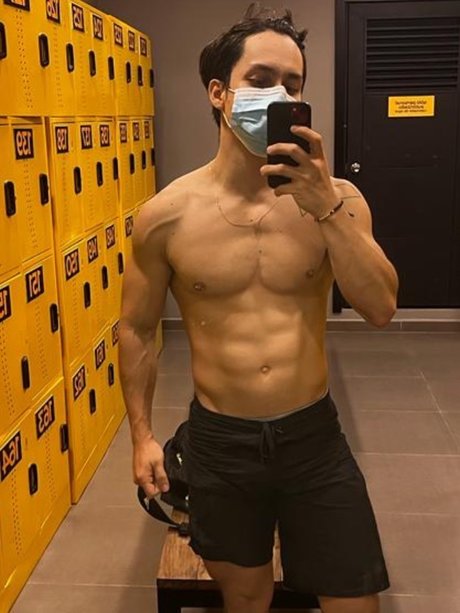 Foto desnuda filtrada de OnlyFans de Javier Vargas