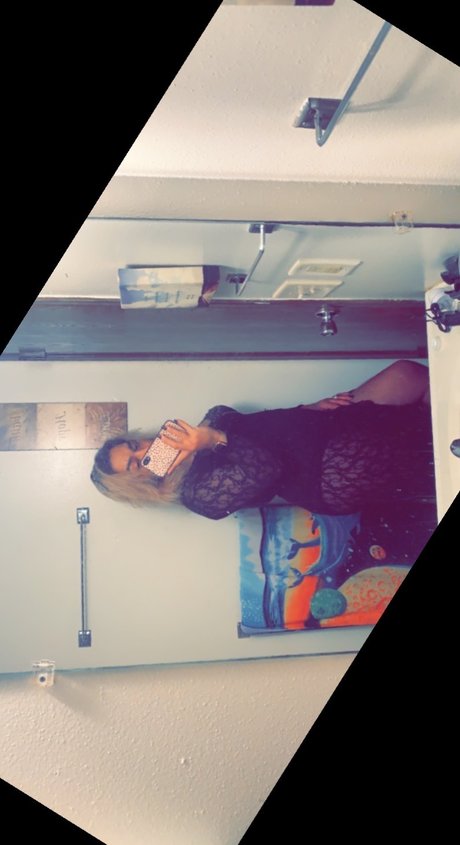 Foto desnuda filtrada de OnlyFans de Wicked Witch Of The Westside