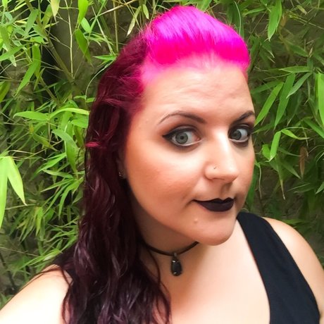 Raven Femdom