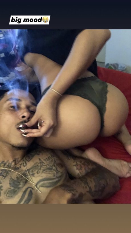 Foto desnuda filtrada de OnlyFans de Flick My Bic 