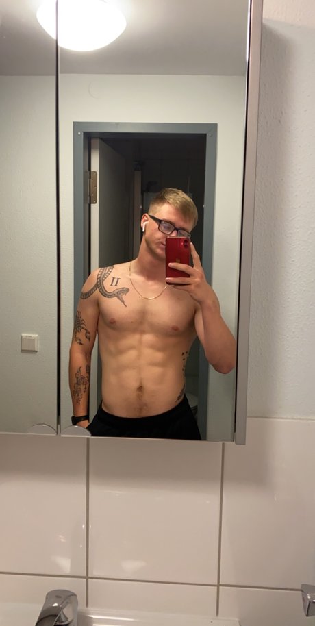 Foto desnuda filtrada de OnlyFans de Nate