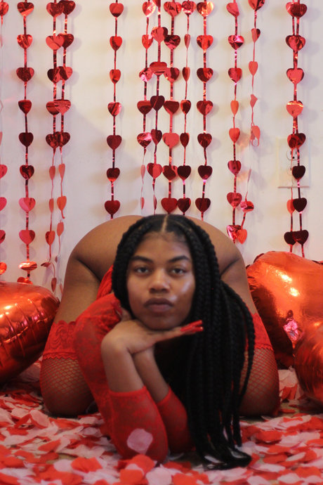 Mistress La 