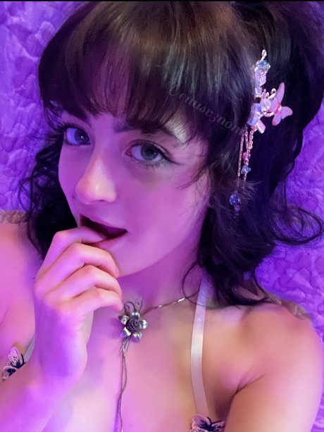 Foto desnuda filtrada de OnlyFans de Venus Venom