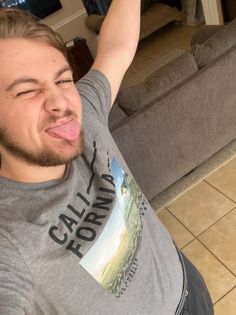 Foto desnuda filtrada de OnlyFans de Justlogan