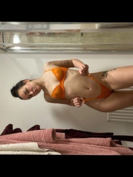Foto desnuda filtrada de OnlyFans de Olivia 