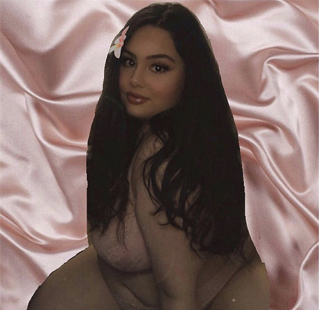 Nicole Opal