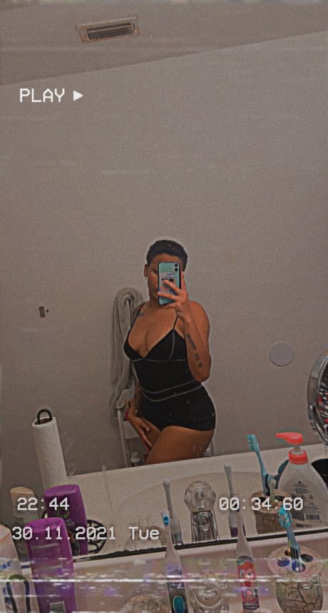 Foto desnuda filtrada de OnlyFans de Ray
