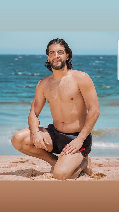 Foto desnuda filtrada de OnlyFans de Raphal Vill