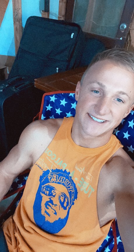 Foto desnuda filtrada de OnlyFans de Mike
