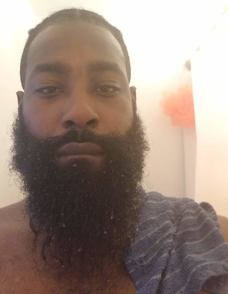 Foto desnuda filtrada de OnlyFans de Bbb