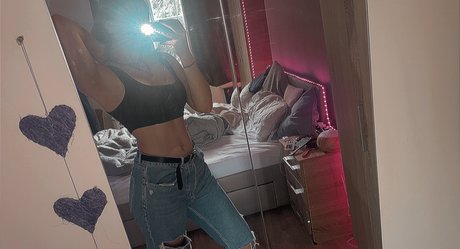 Foto desnuda filtrada de OnlyFans de Dee