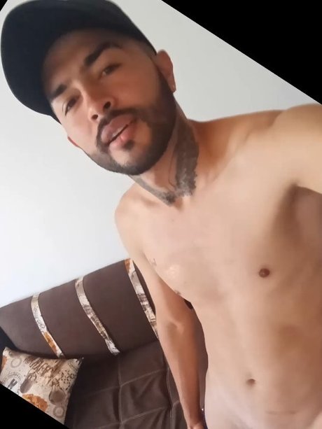 Foto desnuda filtrada de OnlyFans de Leo Tarazona