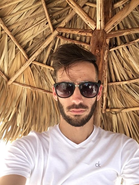 Foto desnuda filtrada de OnlyFans de Deniel