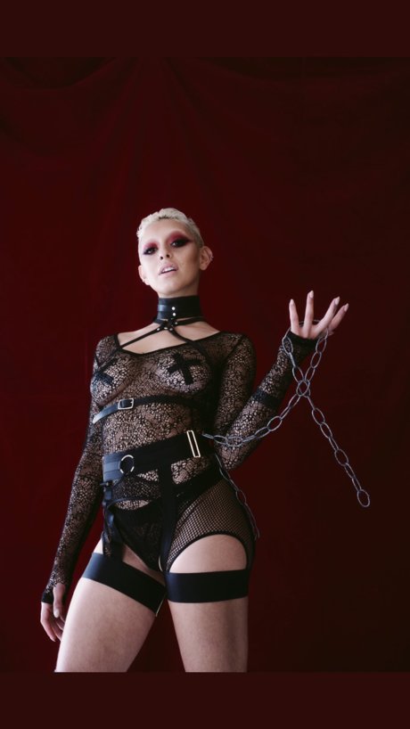 Foto desnuda filtrada de OnlyFans de Prince Aerys The Nonbinary Dom