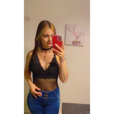 Taty Ortiz B