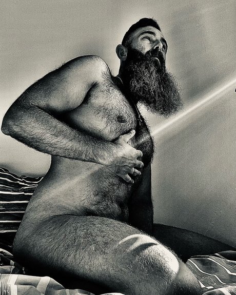 Foto desnuda filtrada de OnlyFans de Beardedman