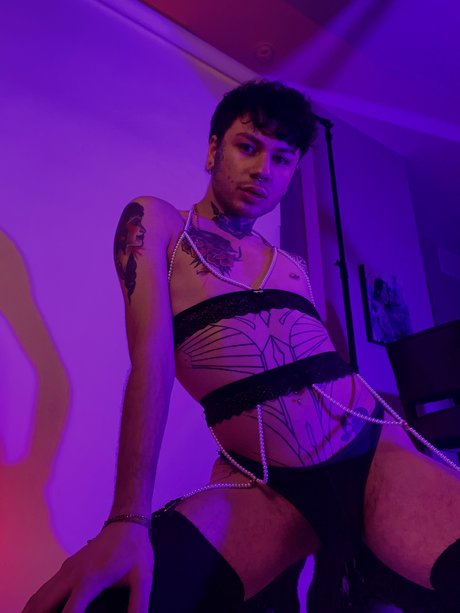 Foto desnuda filtrada de OnlyFans de Oliver Prince