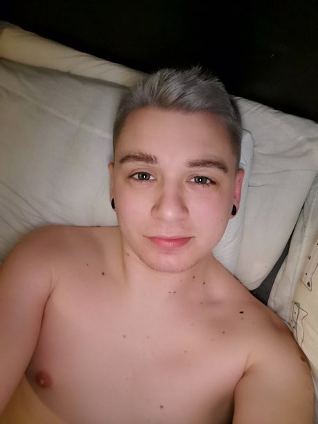 Grayves Xxx