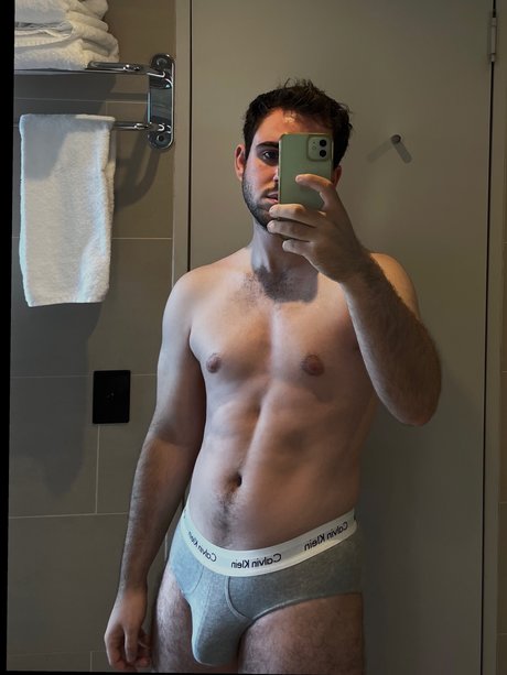 Foto desnuda filtrada de OnlyFans de Ferglouc