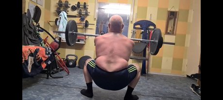 Foto desnuda filtrada de OnlyFans de Gymdad