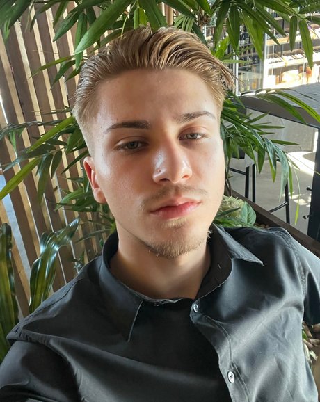 Foto desnuda filtrada de OnlyFans de Pablo Bond