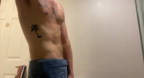 Foto desnuda filtrada de OnlyFans de Dylan Cooper