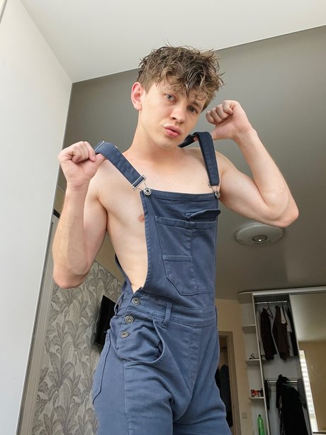 Foto desnuda filtrada de OnlyFans de Dante