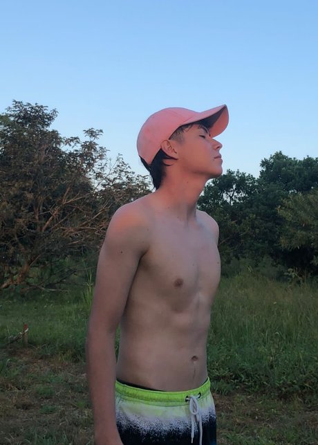 Foto desnuda filtrada de OnlyFans de Jeff24