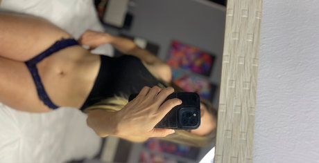 Foto desnuda filtrada de OnlyFans de Soylawerita