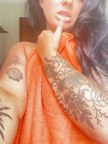 Foto desnuda filtrada de OnlyFans de Annie Miracle
