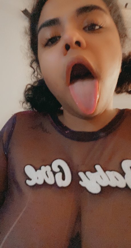 Foto desnuda filtrada de OnlyFans de Shani