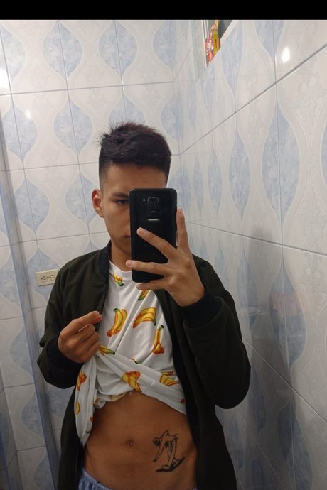 Foto desnuda filtrada de OnlyFans de Oliver Vaca