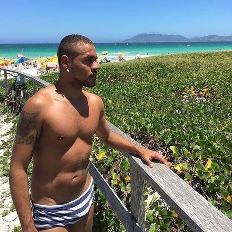 Foto desnuda filtrada de OnlyFans de Luis Guilherme