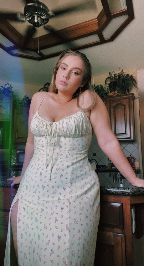 Foto desnuda filtrada de OnlyFans de Adalyn