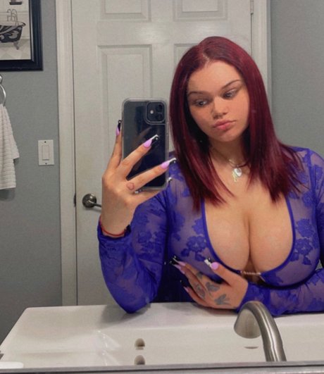 Foto desnuda filtrada de OnlyFans de Katie Kat