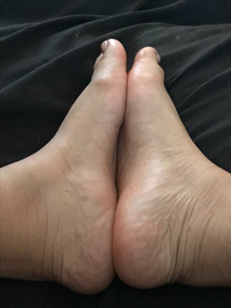 Foto desnuda filtrada de OnlyFans de Apple Butta
