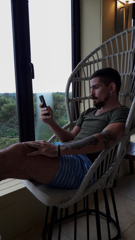 Foto desnuda filtrada de OnlyFans de David Frizzo