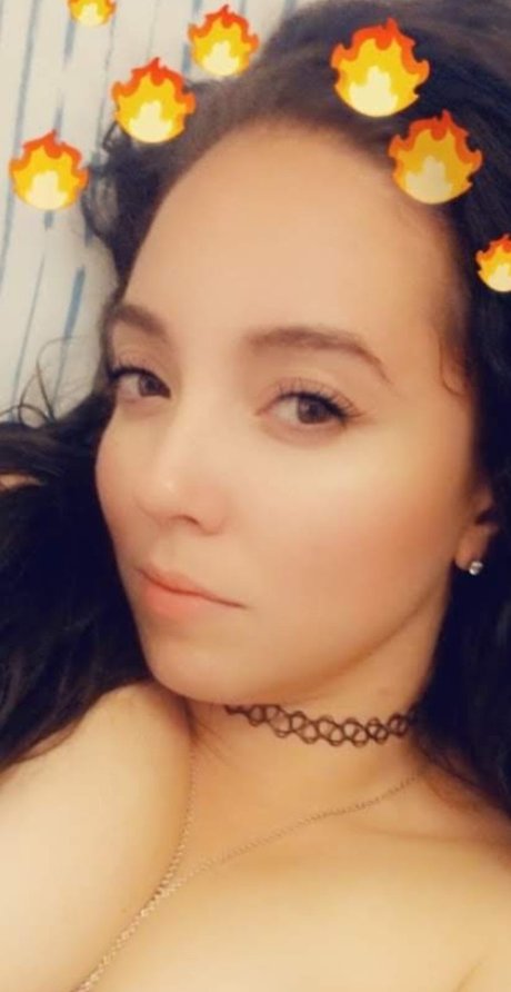 Foto desnuda filtrada de OnlyFans de Sexy Evil And  Angel