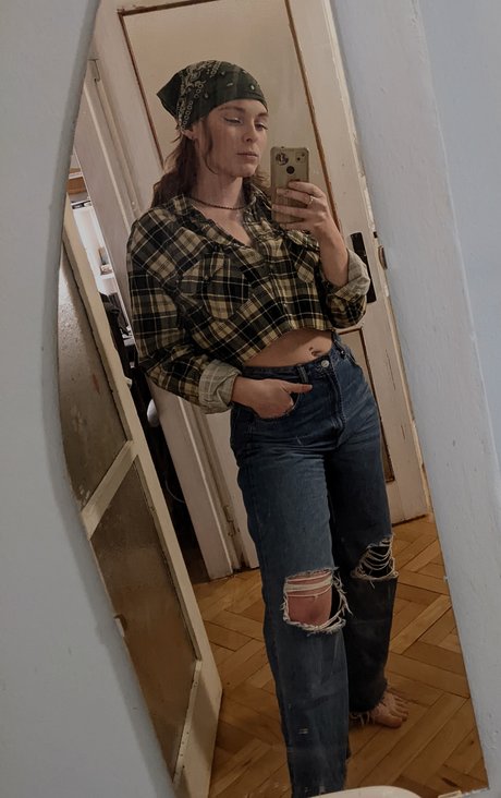 Foto desnuda filtrada de OnlyFans de Tattooedpetit