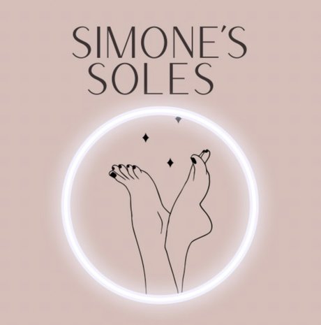 Foto desnuda filtrada de OnlyFans de Simones Soles