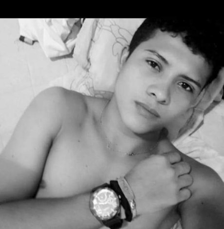 Foto desnuda filtrada de OnlyFans de Elber Diaz Badillo