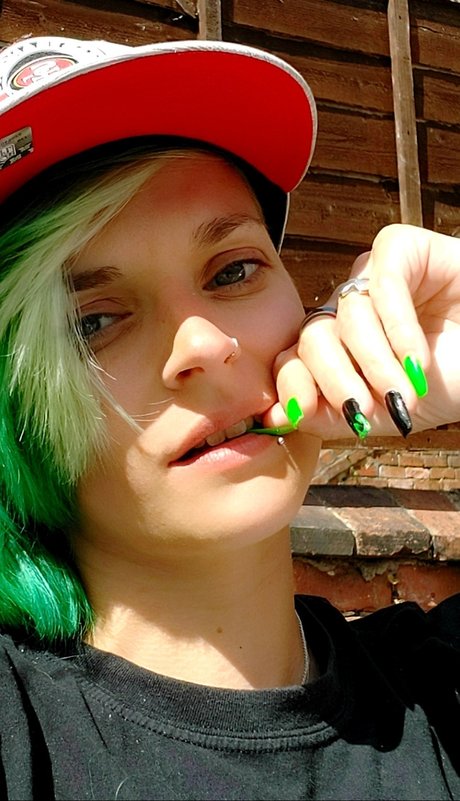 Foto desnuda filtrada de OnlyFans de Punkeduppixie