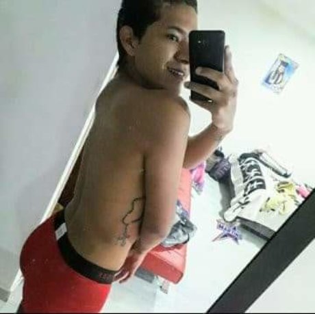Foto desnuda filtrada de OnlyFans de Santiago Yaima