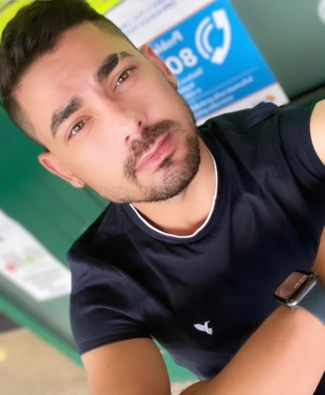 Boy25