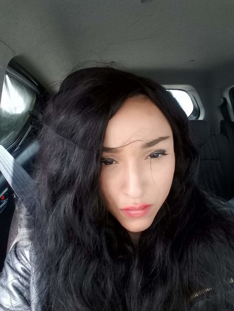 Foto desnuda filtrada de OnlyFans de Slouani Lena